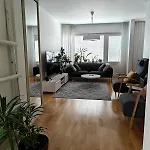 Διαμέρισμα Spacious And Bright 2 Bedroom Όουλου