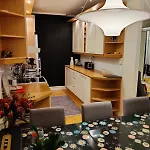 Spacious And Bright 2 Bedroom Διαμέρισμα *