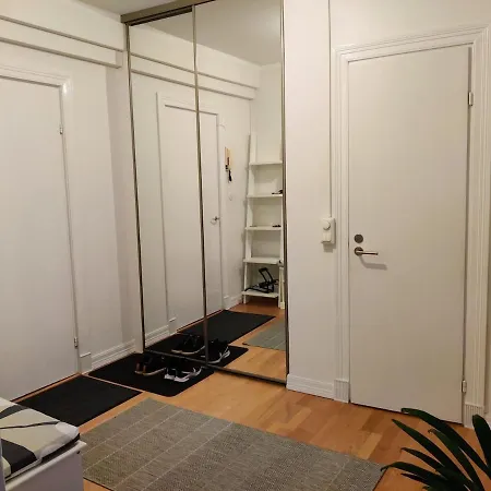 Spacious And Bright 2 Bedroom