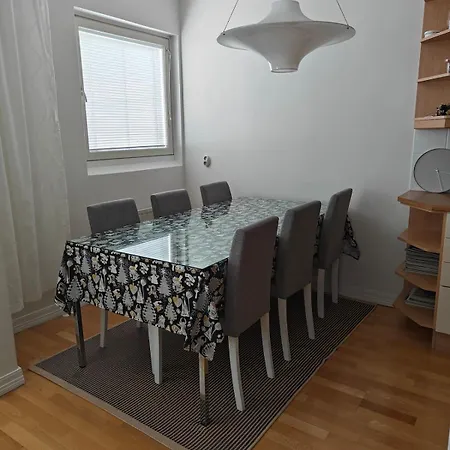 Spacious And Bright 2 Bedroom Appartement