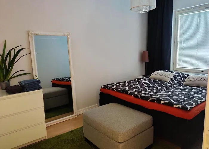 Spacious And Bright 2 Bedroom アパート