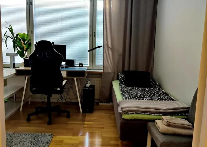 Spacious And Bright 2 Bedroom オウル