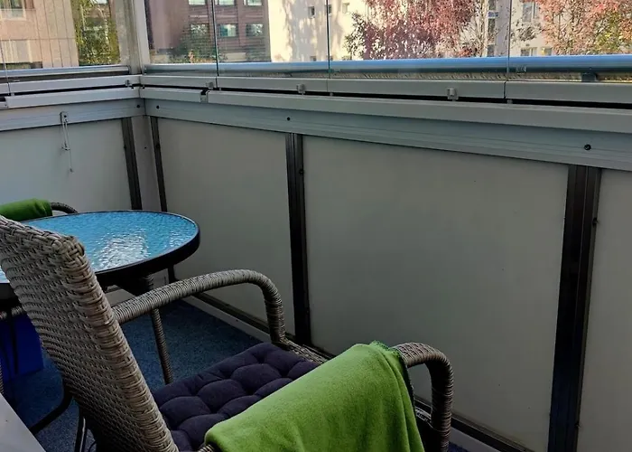 Spacious And Bright 2 Bedroom * オウル