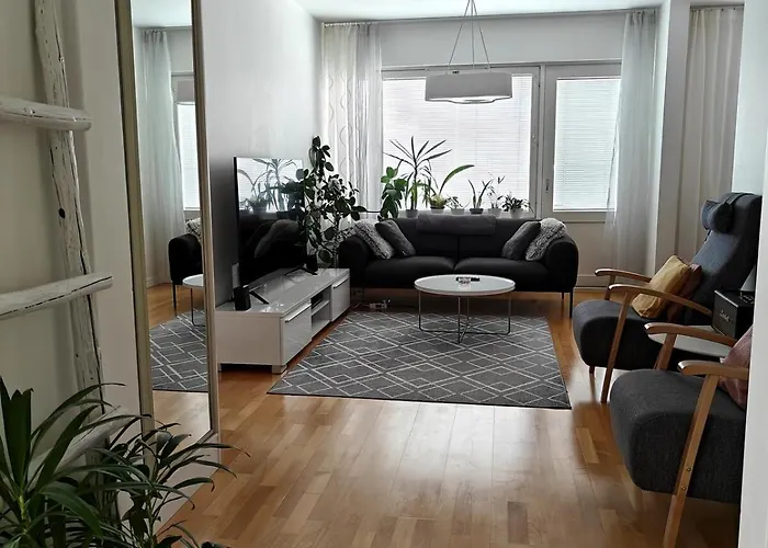 アパート Spacious And Bright 2 Bedroom オウル