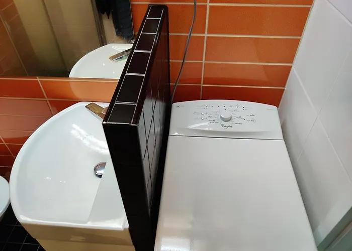 Spacious And Bright 2 Bedroom * オウル